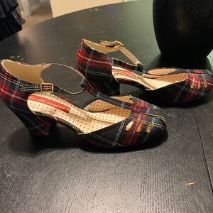 BAIT plaid heels -7.5